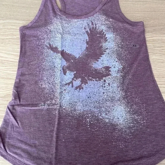 💥🆕Maurices Berry Splatter Eagle Scoop Neck Graphic Tank XS 🆕 - Picture 2 of 7